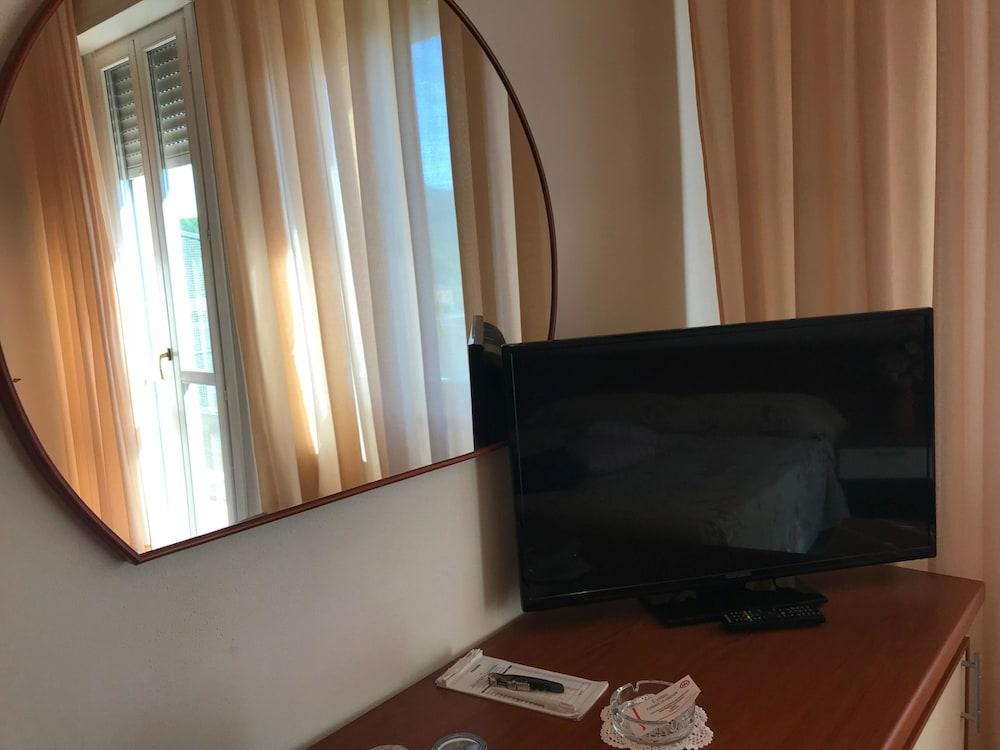 Garden Hotel Tabiano Salsomaggiore Terme Kültér fotó